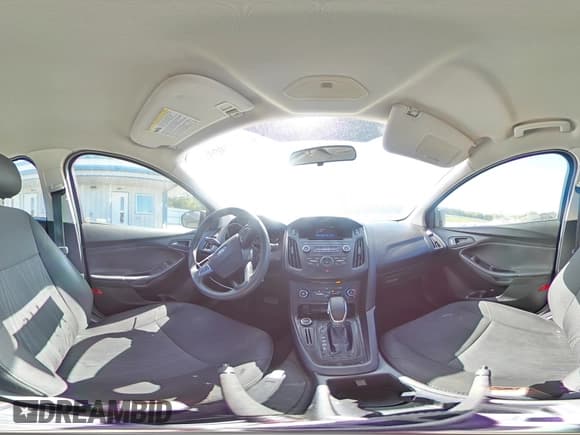 ✅ 2017 Ford Focus S • VIN: 1FADP3E23HL221097 • Лот: 82450025. Опубликован ранее на Copart с пробегом 98 700 миль. Бесплатный доступ к архиву аукционных продаж из США и подробный отчёт об истории автомобиля на DreamBid. Изображение 14.