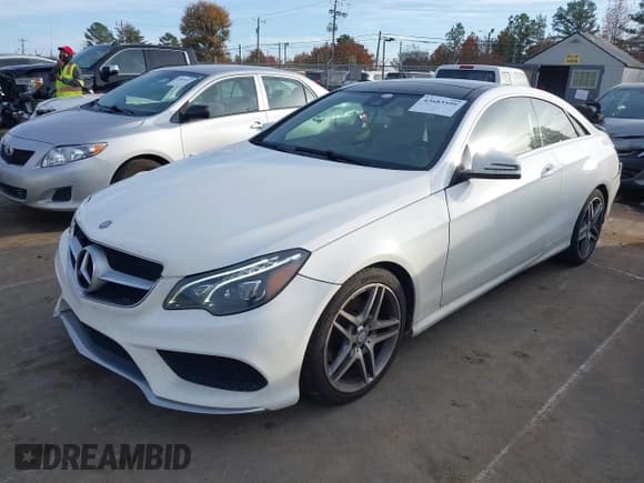 ✅ 2017 Mercedes-Benz E 400 • VIN: WDDKJ6FB3HF357589 • Lot: 43683599. Listed on IAAI with 89,408 mi. Free auction sales archive from the USA and detailed vehicle history report at DreamBid. Image 2.