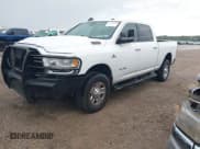 ✅ 2019 Ram 2500 Big Horn • VIN: 3C6UR5DL8KG519005 • Лот: 43292076. Опубликован ранее на IAAI с пробегом 149 823 миль. Бесплатный доступ к архиву аукционных продаж из США и подробный отчёт об истории автомобиля на DreamBid. Изображение 2.