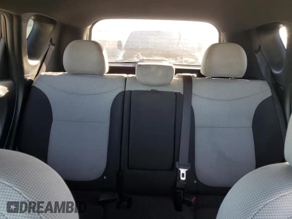 ✅ 2014 Kia Soul • VIN: KNDJN2A20E7085504 • Лот: 87430315. Опубликован ранее на Copart с пробегом 98 192 миль. Бесплатный доступ к архиву аукционных продаж из США и подробный отчёт об истории автомобиля на DreamBid. Изображение 10.