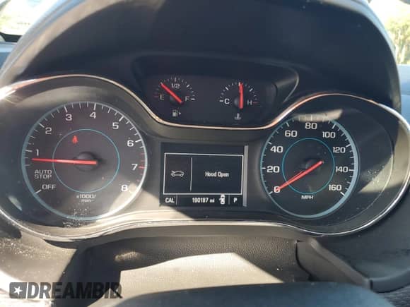 2018 Chevrolet Cruze LT z VIN 3G1BE6SM9JS589808, wystawiony jako Copart lot #90444425 z przebiegiem 190 187 mil mil oraz Szkoda całkowita • Salvage title. Historia ofert i sprzedaży dostępna na DreamBid. Obrazek 9.