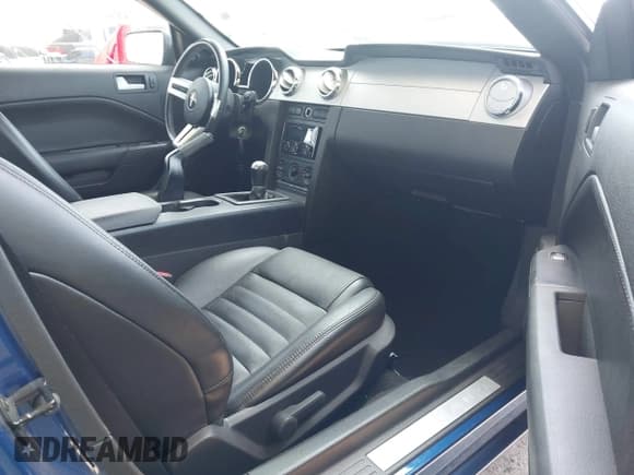 ✅ 2007 Ford Mustang GT Deluxe • VIN: 1ZVFT85H875257335 • Лот: 42489672. Опубликован ранее на IAAI с пробегом 50 334 миль. Бесплатный доступ к архиву аукционных продаж из США и подробный отчёт об истории автомобиля на DreamBid. Изображение 5.