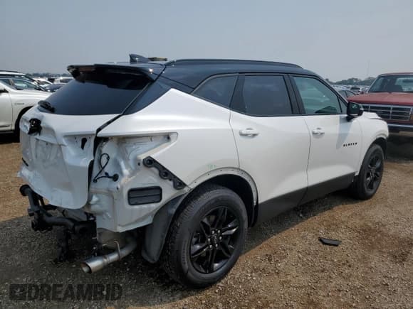 ✅ 2022 Chevrolet Blazer LT • VIN: 3GNKBJRS5NS133406 • Lot: 66894035. Listed on Copart with 43,905 mi. Free auction sales archive from the USA and detailed vehicle history report at DreamBid. Image 3.