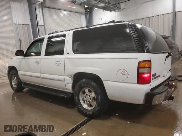 ✅ 2003 Chevrolet Suburban LT • VIN: 3GNEC16Z33G340100 • Лот: 43993315. Опубликован ранее на Copart с пробегом 236 836 миль. Бесплатный доступ к архиву аукционных продаж из США и подробный отчёт об истории автомобиля на DreamBid. Изображение 2.