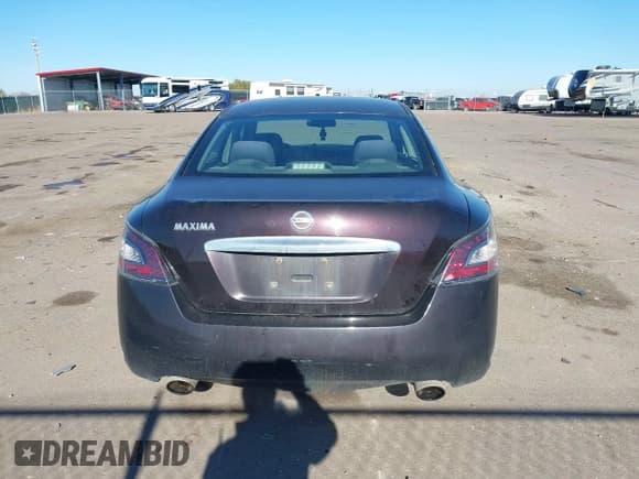 ✅ 2014 Nissan Maxima SV • VIN: 1N4AA5AP7EC430615 • Lot: 40795325. Listed on IAAI with 235,160 mi. Free auction sales archive from the USA and detailed vehicle history report at DreamBid. Image 16.