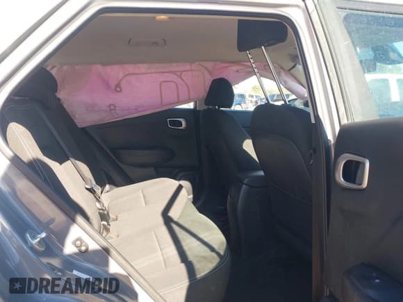 ✅ 2021 Hyundai Venue SEL • VIN: KMHRC8A32MU119927 • Lot: 41149017. Listed on IAAI with 53,275 mi. Free auction sales archive from the USA and detailed vehicle history report at DreamBid. Image 8.