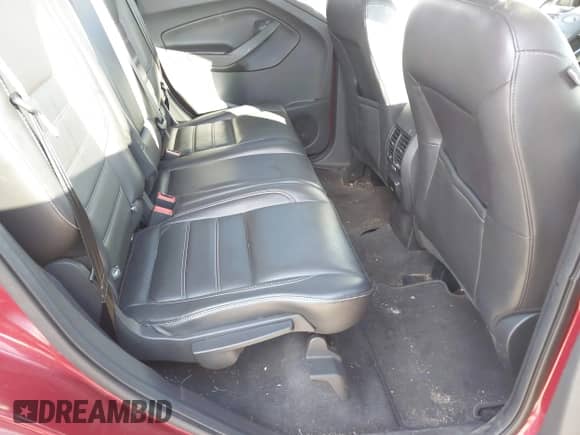 2017 Ford Escape Titanium z VIN 1FMCU9J94HUA64108, wystawiony jako IAAI lot #43571909 z przebiegiem 209 412 mil mil oraz . Historia ofert i sprzedaży dostępna na DreamBid. Obrazek 8.