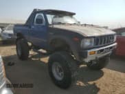 ✅ 1983 Toyota Pickup • VIN: JT4RN38D6D0080122 • Lot: 75110324. Wystawiony na Copart z przebiegiem 66 mil. Bezpłatny archiwum sprzedaży aukcyjnych z USA i szczegółowy raport historii pojazdu na DreamBid. Zdjęcie 4.