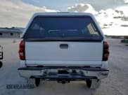 ✅ 2006 Chevrolet Silverado 2500HD Work Truck • VIN: 1GCHK29U06E267732 • Лот: 94176845. Опубликован ранее на Copart с пробегом 263 404 миль. Бесплатный доступ к архиву аукционных продаж из США и подробный отчёт об истории автомобиля на DreamBid. Изображение 6.