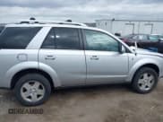 ✅ 2007 Saturn VUE V6 • VIN: 5GZCZ63417S825725 • Lot: 41883551. Wystawiony na IAAI z przebiegiem 165 661 mil. Bezpłatny archiwum sprzedaży aukcyjnych z USA i szczegółowy raport historii pojazdu na DreamBid. Zdjęcie 6.
