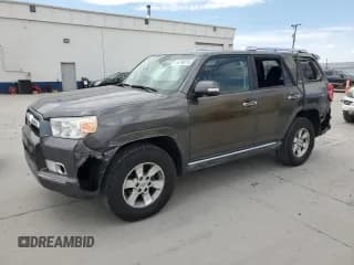 ✅ 2011 Toyota 4Runner Trail • VIN: JTEBU5JR8B5059385 • Лот: 54738215. Опубликован ранее на Copart с пробегом 204 717 миль. Бесплатный доступ к архиву аукционных продаж из США и подробный отчёт об истории автомобиля на DreamBid. Изображение 1.