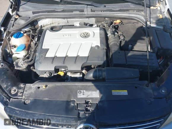 ✅ 2014 Volkswagen Jetta TDI w/Premium • VIN: 3VWLL7AJ5EM276258 • Лот: 43652682. Опубликован ранее на IAAI с пробегом 241 774 миль. Бесплатный доступ к архиву аукционных продаж из США и подробный отчёт об истории автомобиля на DreamBid. Изображение 10.