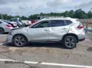 ✅ 2017 Nissan Rogue SL • VIN: JN8AT2MT1HW403414 • Lot: 42752423. Listed on IAAI with 113,683 mi. Free auction sales archive from the USA and detailed vehicle history report at DreamBid. Image 15.