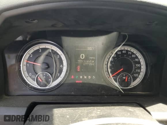 2017 Ram 1500 Tradesman с VIN 3C6JR6DG7HG648888, выставлен на аукционе Copart как лот 55433555 с пробегом 127 715 миль миль и Списание • Salvage title. История ставок и продаж доступна на DreamBid. Изображение 9.