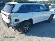 ✅ 2025 Jeep Grand Cherokee Limited • VIN: 1C4RJHBGXSC306086 • Лот: 43119039. Опубликован ранее на IAAI с пробегом 4 657 миль. Бесплатный доступ к архиву аукционных продаж из США и подробный отчёт об истории автомобиля на DreamBid. Изображение 4.