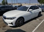 ✅ 2019 BMW 3 Series 330i • VIN: WBA5R1C52KAK10859 • Лот: 84636595. Опубликован ранее на Copart с пробегом 49 390 миль. Бесплатный доступ к архиву аукционных продаж из США и подробный отчёт об истории автомобиля на DreamBid. Изображение 1.