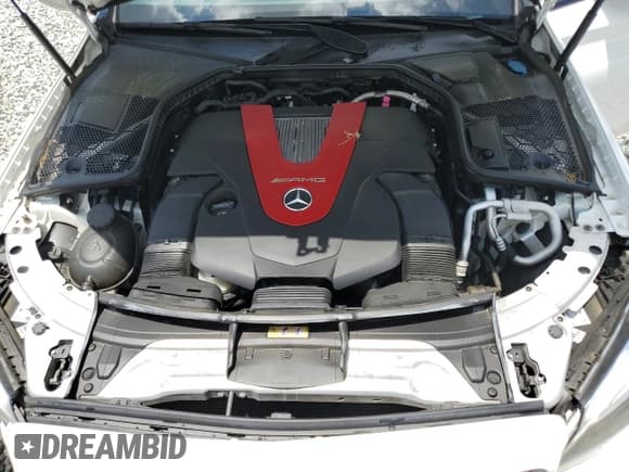 ✅ 2019 Mercedes-Benz C 43 AMG • VIN: 55SWF6EB4KU292762 • Lot: 57553335. Wystawiony na Copart z przebiegiem 59 469 mil. Bezpłatny archiwum sprzedaży aukcyjnych z USA i szczegółowy raport historii pojazdu na DreamBid. Zdjęcie 11.