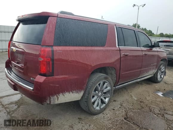 ✅ 2018 Chevrolet Suburban Premier • VIN: 1GNSCJKC3JR203501 • Lot: 64838554. Wystawiony na Copart z przebiegiem 66 608 mil. Bezpłatny archiwum sprzedaży aukcyjnych z USA i szczegółowy raport historii pojazdu na DreamBid. Zdjęcie 3.