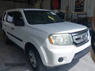 2009 Honda Pilot LX with VIN 5FNYF38249B021263, listed as a IAAI auction lot 42950117 with 216,372 mi miles and . Bid and sale history available at DreamBid. Image 1.