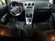 ✅ 2013 Chevrolet Captiva Sport LT • VIN: 3GNAL3EK8DS611536 • Lot: 45385605. Wystawiony na Copart z przebiegiem 178 075 mil. Bezpłatny archiwum sprzedaży aukcyjnych z USA i szczegółowy raport historii pojazdu na DreamBid. Zdjęcie 8.