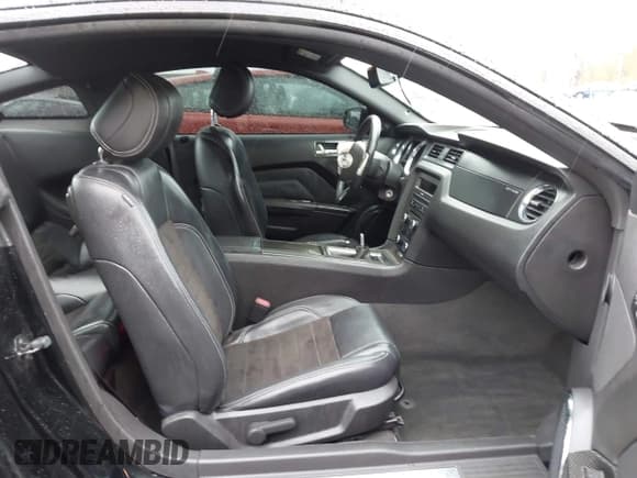 ✅ 2013 Ford Mustang GT Premium • VIN: 1ZVBP8CF4D5200968 • Lot: 43536098. Listed on IAAI with 95,384 mi. Free auction sales archive from the USA and detailed vehicle history report at DreamBid. Image 18.