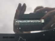 ✅ 2023 BMW X5 M • VIN: 5YMJU0C08P9R37275 • Лот: 64620084. Опубликован ранее на Copart с пробегом 30 798 миль. Бесплатный доступ к архиву аукционных продаж из США и подробный отчёт об истории автомобиля на DreamBid. Изображение 13.