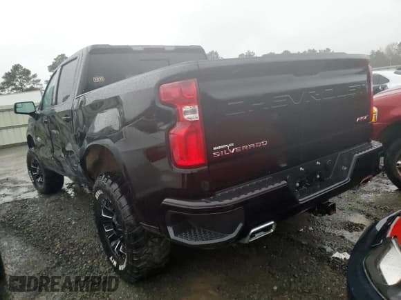✅ 2021 Chevrolet Silverado 1500 RST • VIN: 3GCUYEET9MG143752 • Lot: 85611084. Listed on Copart with 73,324 mi. Free auction sales archive from the USA and detailed vehicle history report at DreamBid. Image 2.