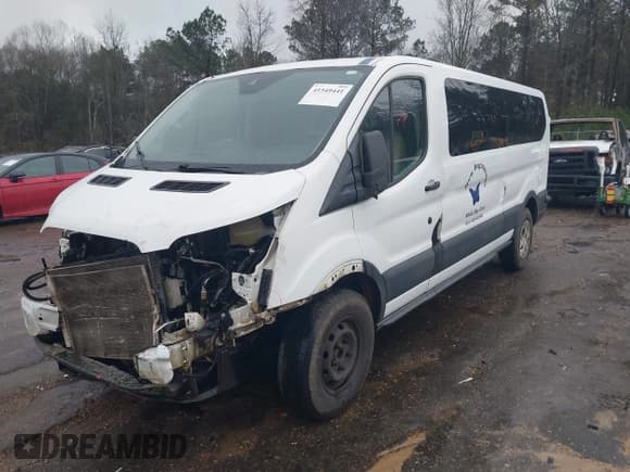✅ 2015 Ford Transit XL • VIN: 1FBZX2YM6FKA80301 • Lot: 41549441. Wystawiony na IAAI z przebiegiem 310 164 mil. Bezpłatny archiwum sprzedaży aukcyjnych z USA i szczegółowy raport historii pojazdu na DreamBid. Zdjęcie 2.