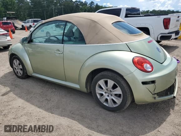 ✅ 2008 Volkswagen Beetle SE • VIN: 3VWRF31Y78M414880 • Lot: 61906625. Wystawiony na Copart z przebiegiem 116 668 mil. Bezpłatny archiwum sprzedaży aukcyjnych z USA i szczegółowy raport historii pojazdu na DreamBid. Zdjęcie 2.