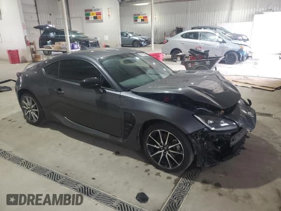 ✅ 2024 Toyota 86 • VIN: JF1ZNBB10R9759062 • Лот: 85723435. Опубликован ранее на Copart с пробегом 16 108 миль. Бесплатный доступ к архиву аукционных продаж из США и подробный отчёт об истории автомобиля на DreamBid. Изображение 4.
