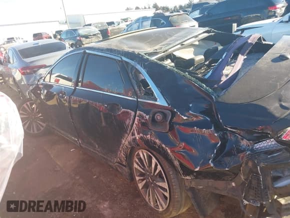 ✅ 2017 Lincoln MKZ Reserve • VIN: 3LN6L5E95HR659687 • Lot: 41307655. Wystawiony na IAAI z przebiegiem 150 036 mil. Bezpłatny archiwum sprzedaży aukcyjnych z USA i szczegółowy raport historii pojazdu na DreamBid. Zdjęcie 14.