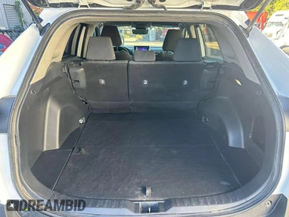 ✅ 2023 Toyota RAV4 LE • VIN: 2T3H1RFV5PC241129 • Lot: 86750225. Wystawiony na Copart z przebiegiem 4 577 mil. Bezpłatny archiwum sprzedaży aukcyjnych z USA i szczegółowy raport historii pojazdu na DreamBid. Zdjęcie 12.