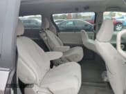 ✅ 2013 Toyota Sienna LE • VIN: 5TDKK3DC0DS351356 • Lot: 90577385. Wystawiony na Copart z przebiegiem 183 215 mil. Bezpłatny archiwum sprzedaży aukcyjnych z USA i szczegółowy raport historii pojazdu na DreamBid. Zdjęcie 11.