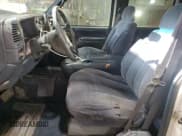 ✅ 2000 GMC Sierra 3500 • VIN: 1GTHK33J0YF438044 • Lot: 85861684. Wystawiony na Copart z przebiegiem 173 915 mil. Bezpłatny archiwum sprzedaży aukcyjnych z USA i szczegółowy raport historii pojazdu na DreamBid. Zdjęcie 7.