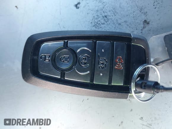 ✅ 2025 Ford Explorer ST-Line • VIN: 1FMUK8KH1SGB31313 • Lot: 43393387. Wystawiony na IAAI z przebiegiem 23 800 mil. Bezpłatny archiwum sprzedaży aukcyjnych z USA i szczegółowy raport historii pojazdu na DreamBid. Zdjęcie 11.