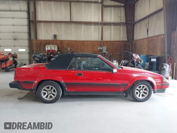 ✅ 1985 Toyota Celica GTS • VIN: JT5RA65K0F4058057 • Lot: 42808810. Wystawiony na IAAI z przebiegiem 134 991 mil. Bezpłatny archiwum sprzedaży aukcyjnych z USA i szczegółowy raport historii pojazdu na DreamBid. Zdjęcie 13.