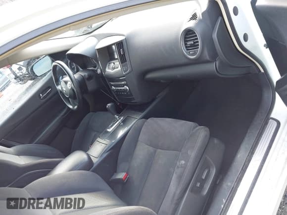 ✅ 2014 Nissan Maxima S • VIN: 1N4AA5AP4EC479383 • Lot: 43761868. Listed on IAAI with 148,527 mi. Free auction sales archive from the USA and detailed vehicle history report at DreamBid. Image 5.