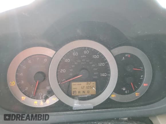 ✅ 2007 Toyota RAV4 • VIN: JTMZK33V475009131 • Lot: 66456335. Wystawiony na Copart z przebiegiem 121 056 mil. Bezpłatny archiwum sprzedaży aukcyjnych z USA i szczegółowy raport historii pojazdu na DreamBid. Zdjęcie 9.