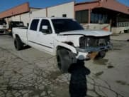 ✅ 2004 GMC Sierra 2500HD SLT • VIN: 1GTHK231X4F150326 • Lot: 85207124. Wystawiony na Copart z przebiegiem 290 621 mil. Bezpłatny archiwum sprzedaży aukcyjnych z USA i szczegółowy raport historii pojazdu na DreamBid. Zdjęcie 11.