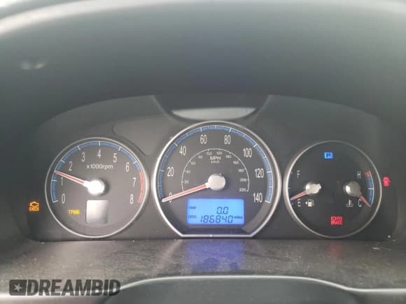 ✅ 2007 Hyundai Santa Fe GLS • VIN: KM8SG73D77U147720 • Lot: 45242884. Listed on Copart with 186,840 mi. Free auction sales archive from the USA and detailed vehicle history report at DreamBid. Image 9.