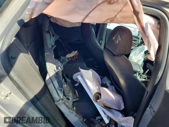 ✅ 2018 Chevrolet Malibu LT • VIN: 1G1ZD5ST8JF211695 • Lot: 84916645. Listed on Copart with Not provided. Free auction sales archive from the USA and detailed vehicle history report at DreamBid. Image 10.