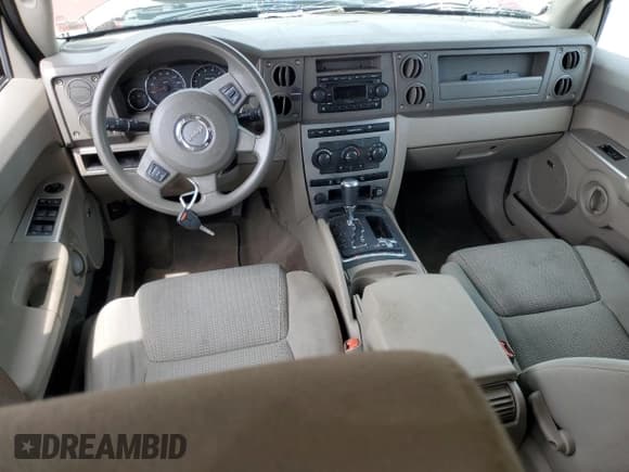 ✅ 2007 Jeep Commander Sport • VIN: 1J8HG48P67C686229 • Lot: 81575445. Wystawiony na Copart z przebiegiem 230 269 mil. Bezpłatny archiwum sprzedaży aukcyjnych z USA i szczegółowy raport historii pojazdu na DreamBid. Zdjęcie 8.