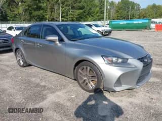 2019 Lexus IS 300 z VIN JTHBA1D26K5100793, wystawiony jako IAAI lot #43160179 z przebiegiem 96 912 mil mil oraz . Historia ofert i sprzedaży dostępna na DreamBid. Obrazek 1.