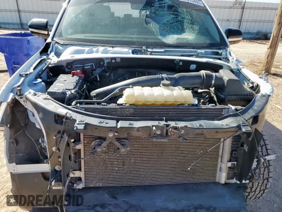 ✅ 2021 Lincoln Navigator Reserve • VIN: 5LMJJ3LT9MEL03417 • Lot: 82615495. Listed on Copart with 62,491 mi. Free auction sales archive from the USA and detailed vehicle history report at DreamBid. Image 12.