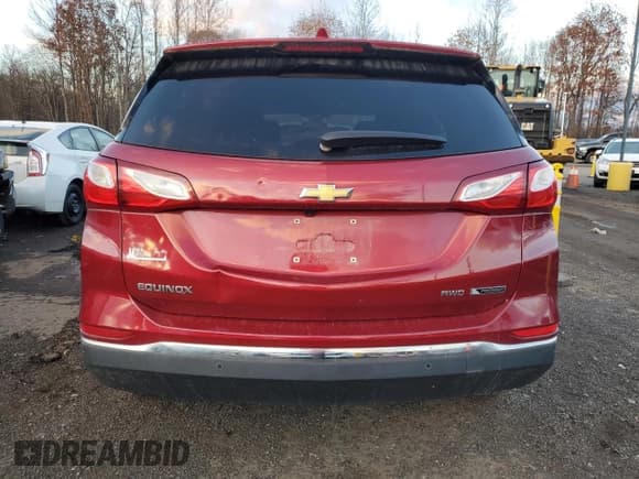 ✅ 2018 Chevrolet Equinox Premier • VIN: 2GNAXVEV6J6204710 • Лот: 92781195. Опубликован ранее на Copart с пробегом 46 945 миль. Бесплатный доступ к архиву аукционных продаж из США и подробный отчёт об истории автомобиля на DreamBid. Изображение 6.