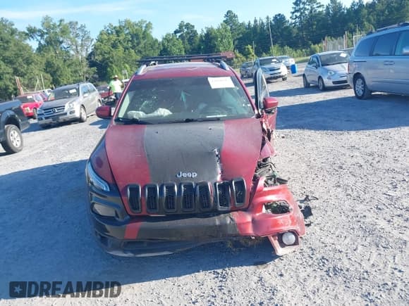 ✅ 2017 Jeep Cherokee Latitude • VIN: 1C4PJMCB2HW615318 • Лот: 42600647. Опубликован ранее на IAAI с пробегом 107 719 миль. Бесплатный доступ к архиву аукционных продаж из США и подробный отчёт об истории автомобиля на DreamBid. Изображение 11.