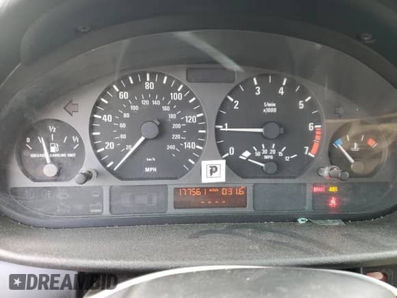 1999 BMW 3 Series 323i with VIN WBAAM3333XKC57572, listed as a Copart auction lot 57478895 with 177,561 mi miles and Salvage title. Bid and sale history available at DreamBid. Image 9.