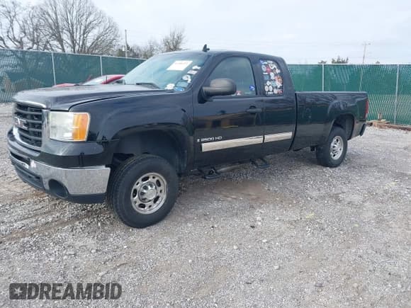 ✅ 2008 GMC Sierra 2500HD SLE1 • VIN: 1GTHK29K98E132461 • Lot: 41386221. Wystawiony na IAAI z przebiegiem 137 150 mil. Bezpłatny archiwum sprzedaży aukcyjnych z USA i szczegółowy raport historii pojazdu na DreamBid. Zdjęcie 2.