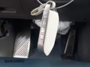 ✅ 2024 Kia EV9 GT-Line • VIN: KNDAEFS58R6038376 • Lot: 40792514. Wystawiony na IAAI z przebiegiem 5 677 mil. Bezpłatny archiwum sprzedaży aukcyjnych z USA i szczegółowy raport historii pojazdu na DreamBid. Zdjęcie 11.