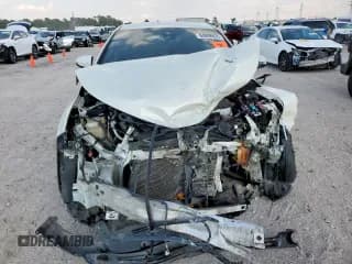 ✅ 2019 Toyota C-HR LE • VIN: NMTKHMBX6KR097464 • Лот: 84898835. Опубликован ранее на Copart с пробегом Не указан. Бесплатный доступ к архиву аукционных продаж из США и подробный отчёт об истории автомобиля на DreamBid. Изображение 5.